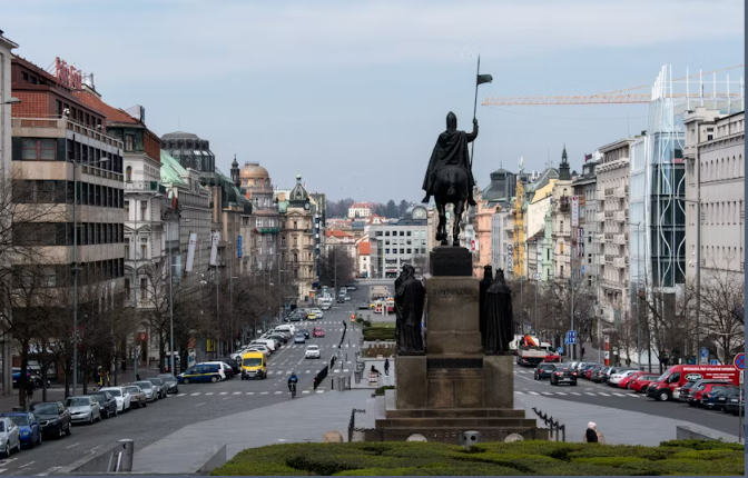 Communist walking tour of Prague - Image 2